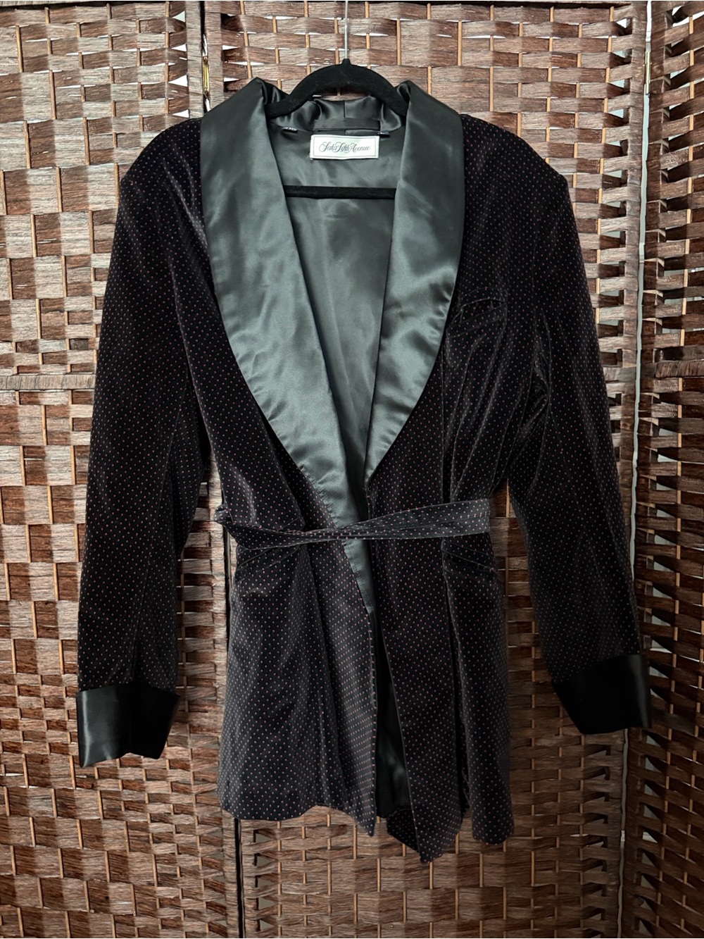 Saks Fifth Avenue Black Velvet Polka Dot Smoking Jacket Satin Collar theater